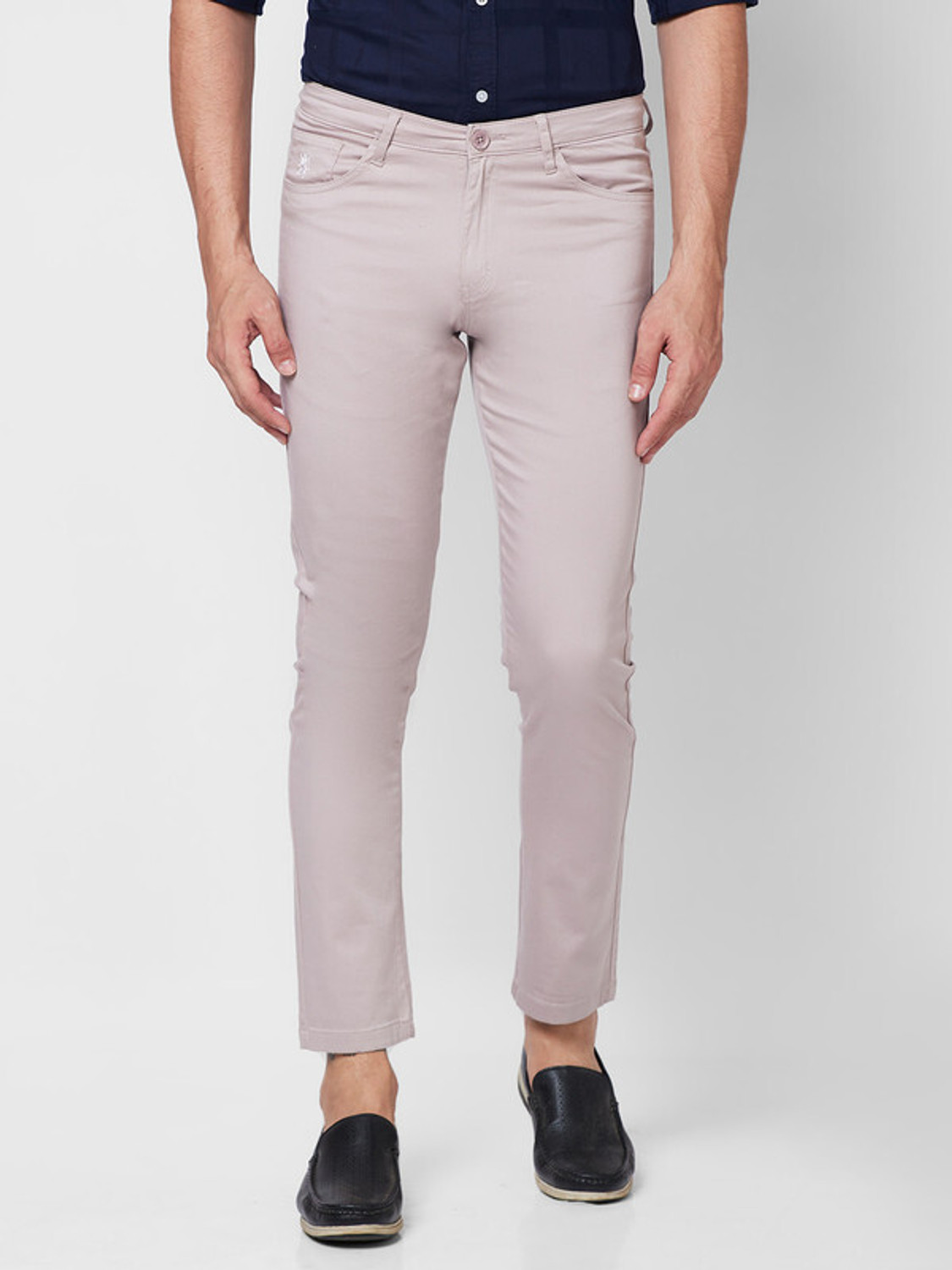 Image of Roadster Men Loose Fit Green Cotton Blend Trousers