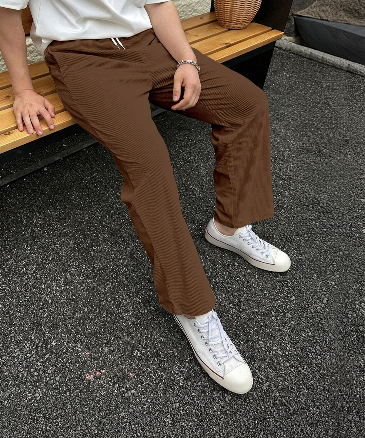 Image of COMBRAIDED Men Loose Fit Green Corduroy Trousers