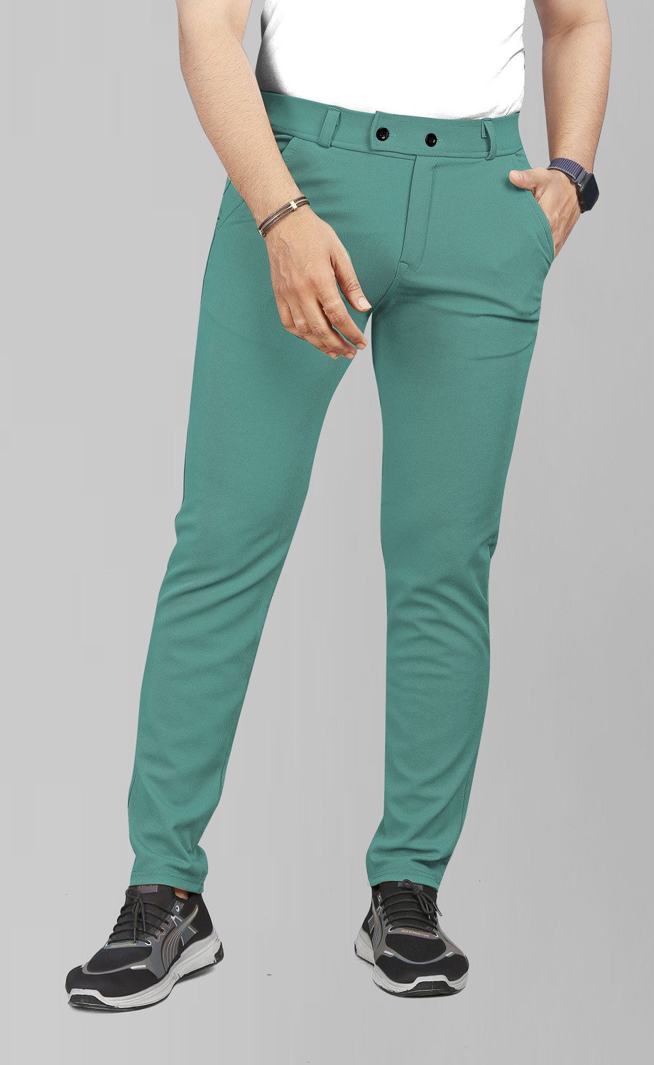 Image of COMBRAIDED Men Straight Fit Green Lycra Blend Trousers