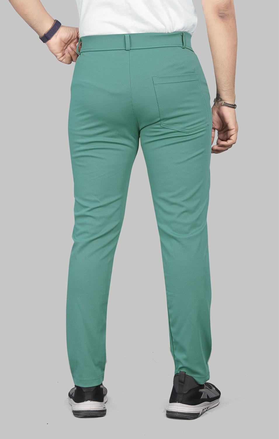 Image of COMBRAIDED Men Straight Fit Green Lycra Blend Trousers
