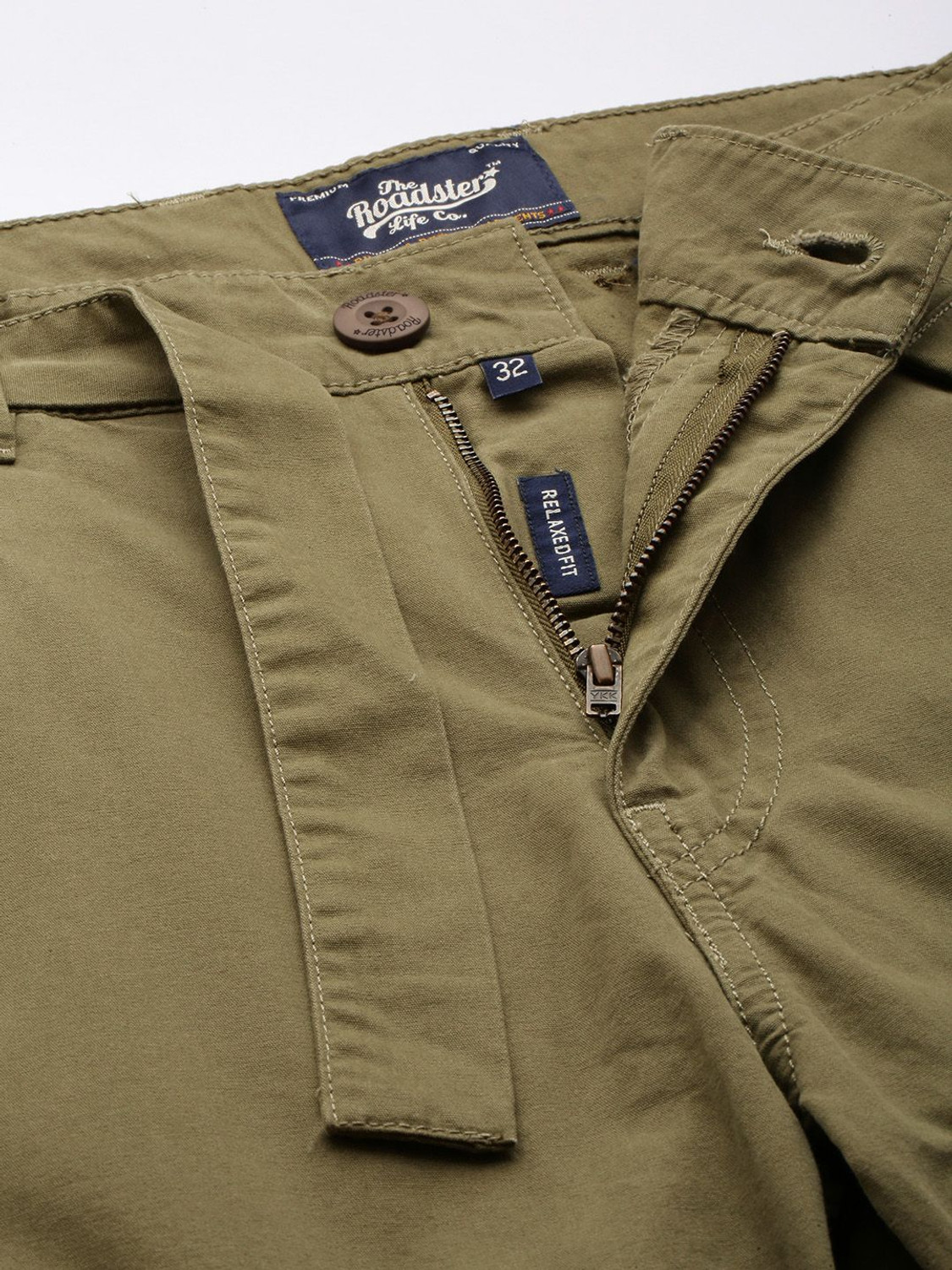 Image of Roadster Men Loose Fit Green Cotton Blend Trousers