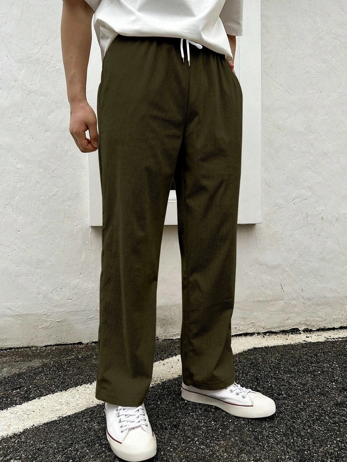 Image of COMBRAIDED Men Loose Fit Green Corduroy Trousers