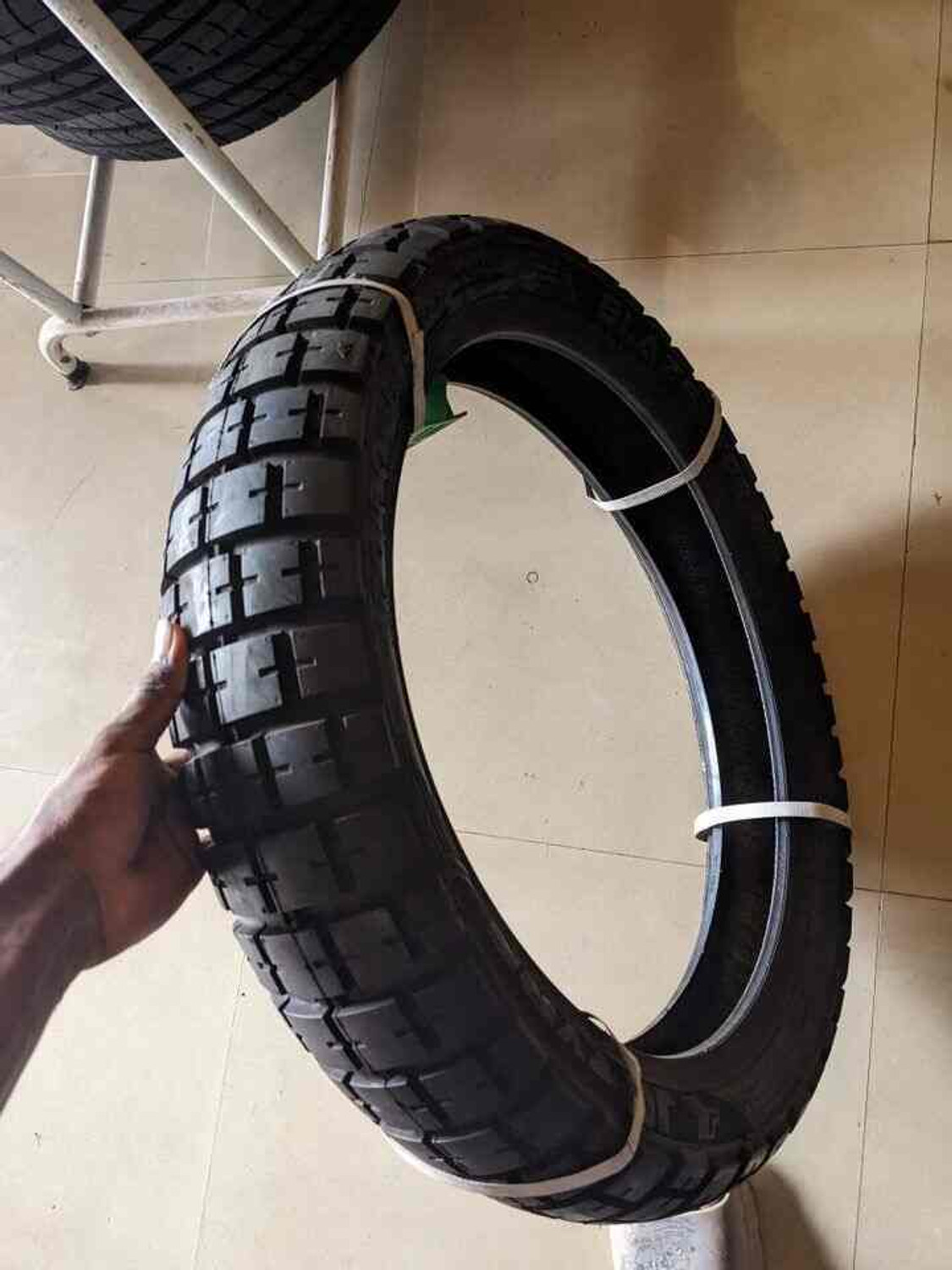 Image of Maxxis MA-339 (Limited Edition) 90 /100-10 Rear Two Wheeler Tyre (Street, Tube Less)