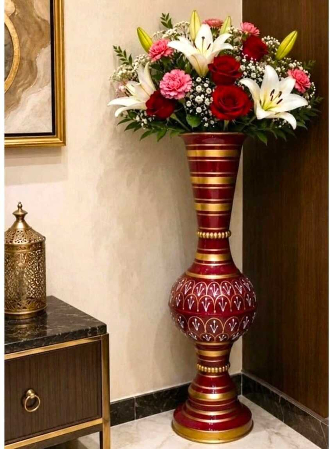 Image of Yamunex Elegant Handcrafted Handpainted Vase | Modern Terracotta Home Decor Accent Plastic Vase (7 inch, Black, Gold)