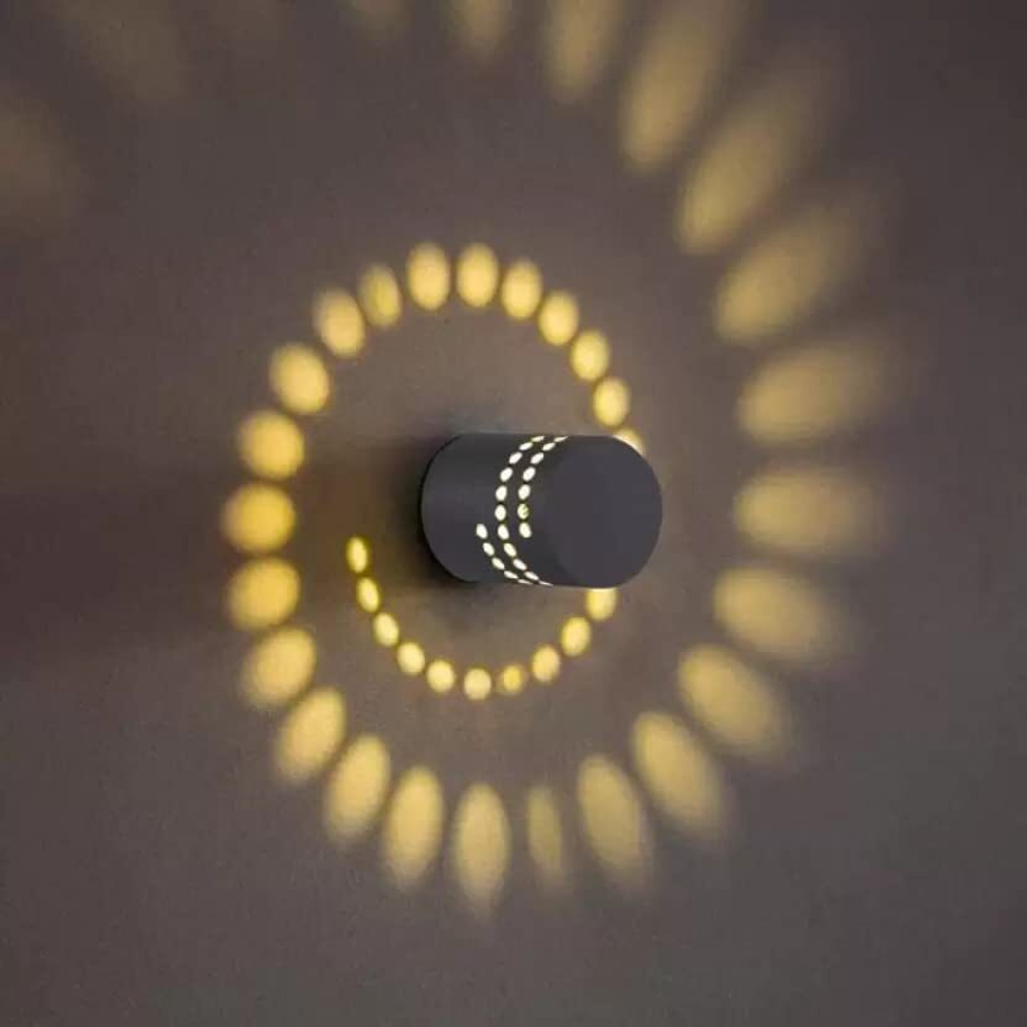 Image of GLIMBIN Wallchiere Wall Lamp With Bulb
