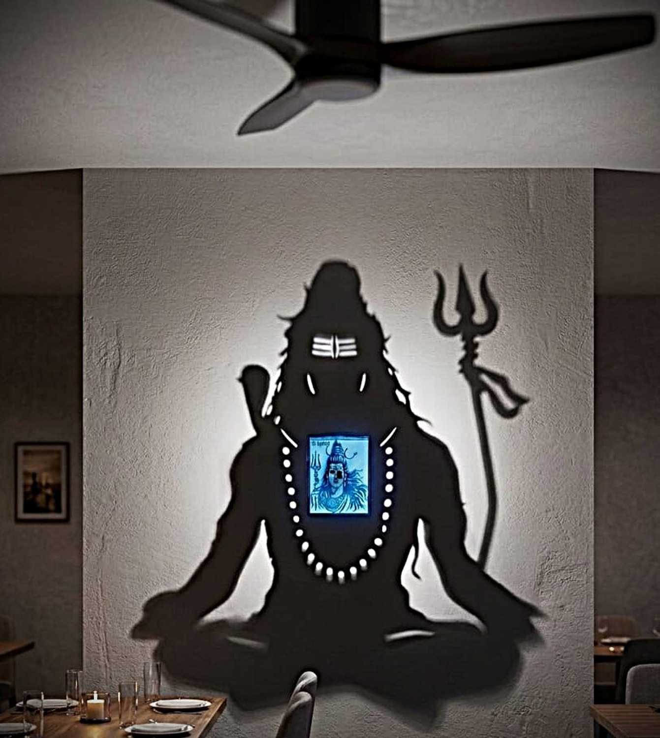 ML Royale Uplight Wall Lamp With Bulb - Image 1
