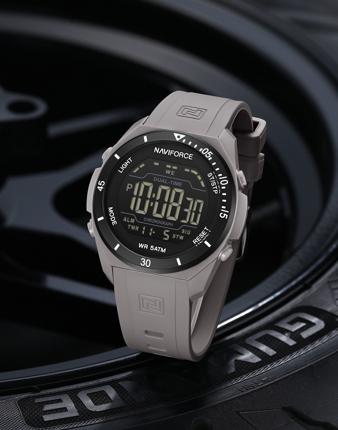 Image of NAVIFORCE Brown Men's Trendy Leather Strap Sports Waterproof Luminous Analog Watch - For Men NF9248L Simple and stylish