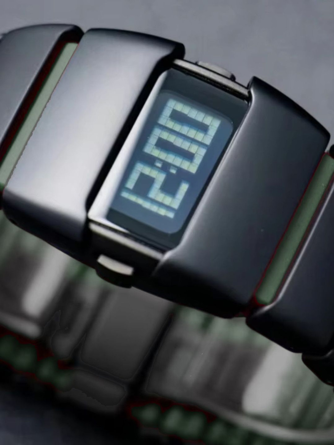 PAPIO DG-042 BLK-GRN Black Digital Watch - Image 1