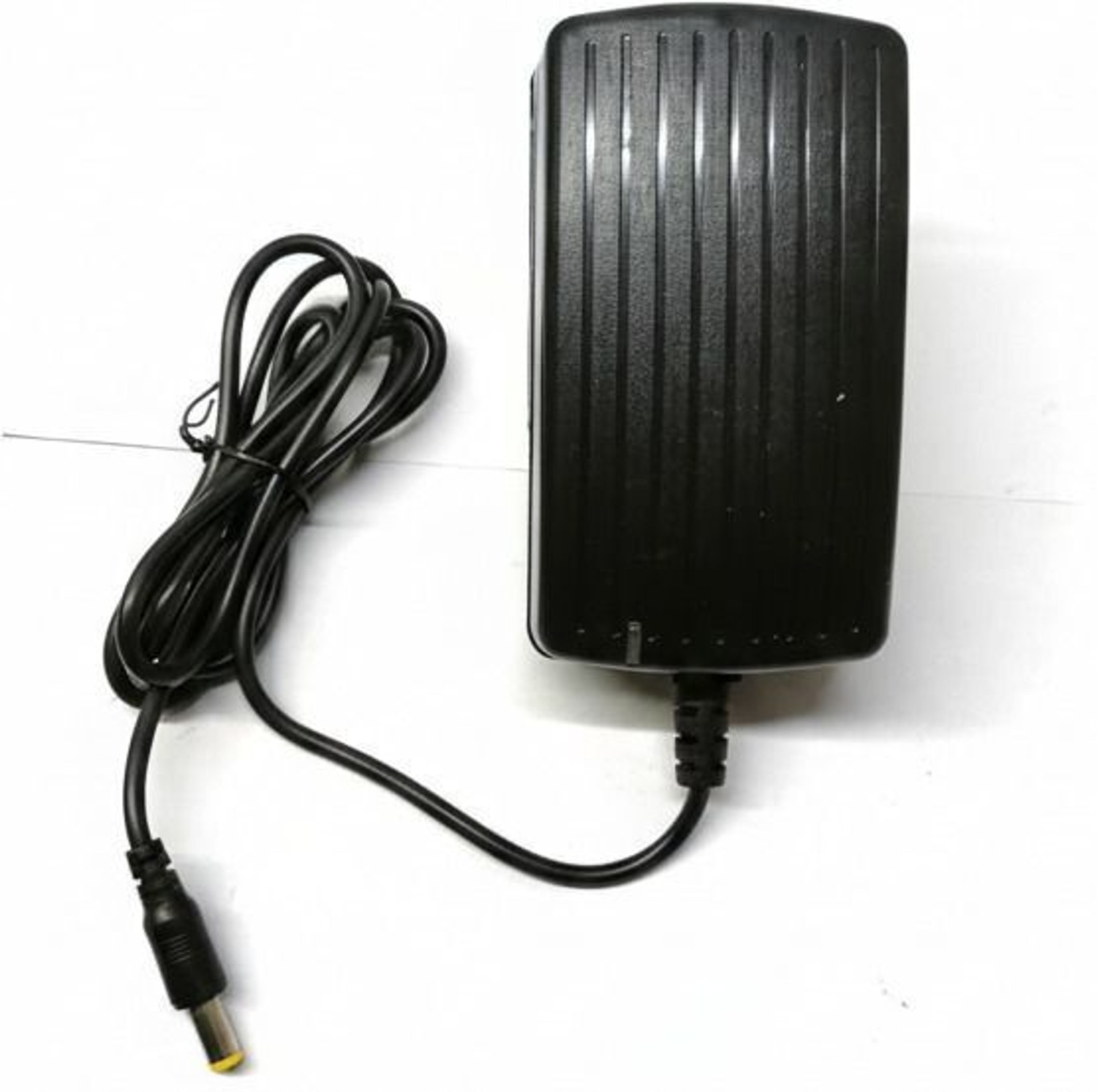 Image of TETRA-TECH ENGINEERING SOLUTION Supercharge 32 A Single Port E-Bike Charger (White)