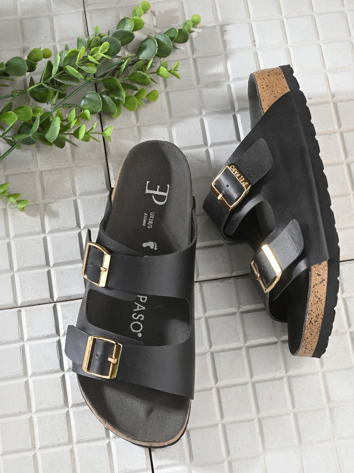 EL PASO Women Flats Sandal