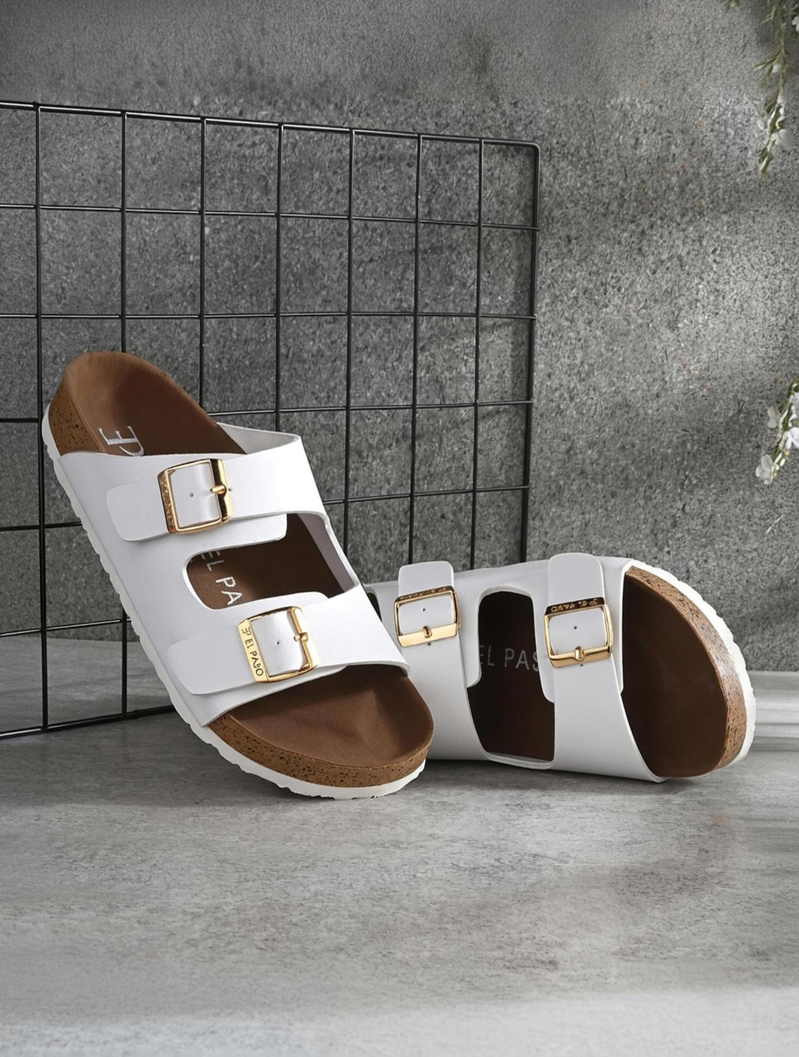 EL PASO Women Flats Sandal
