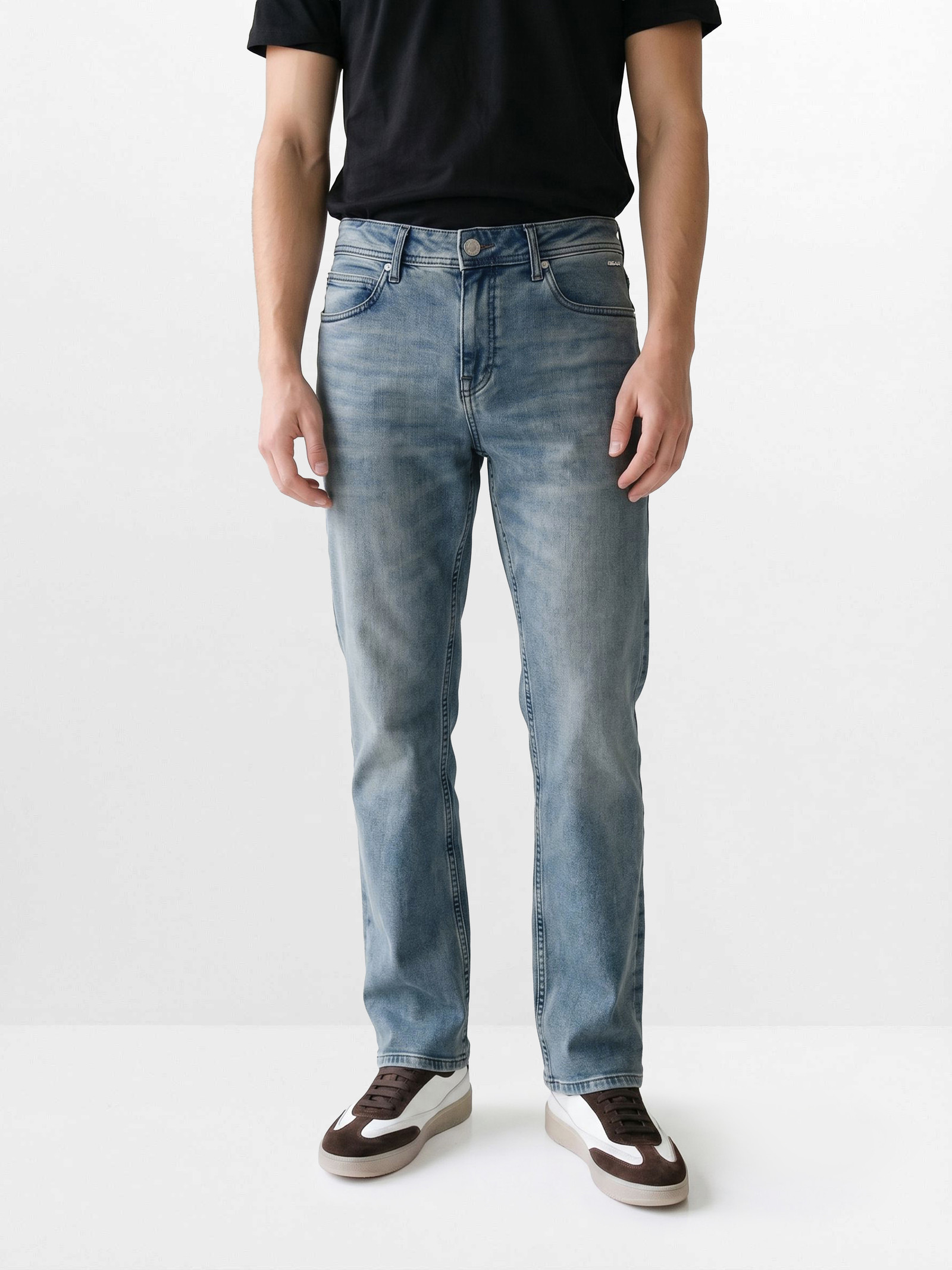 The Bear House Boot-Leg Men's Light Blue Jeans at ₹656 (75% Off) – Flipkart