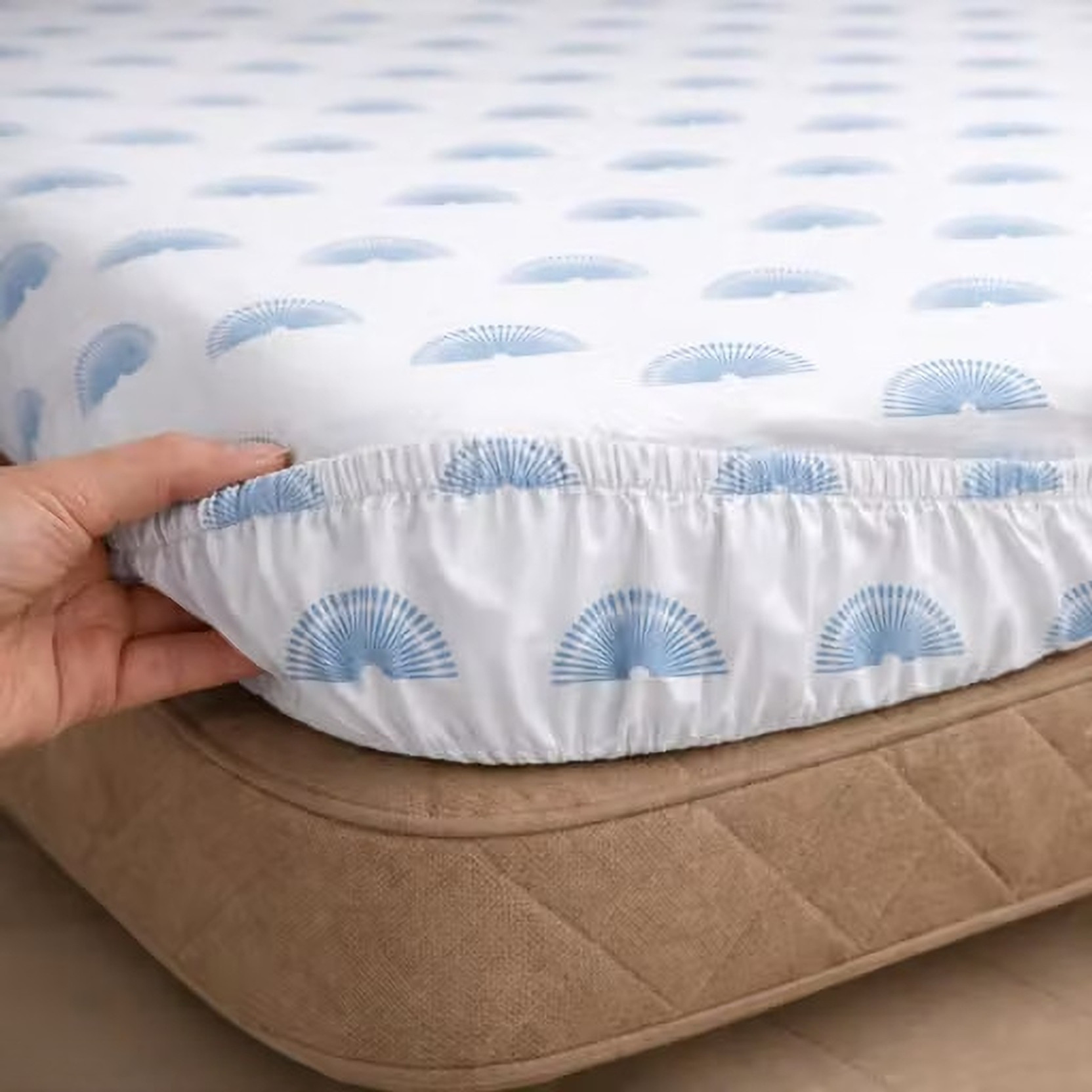 NCS Cotton King, Double Fitted (Elastic) 300 TC Printed 1 Bedsheet with 2 Pillow Covers