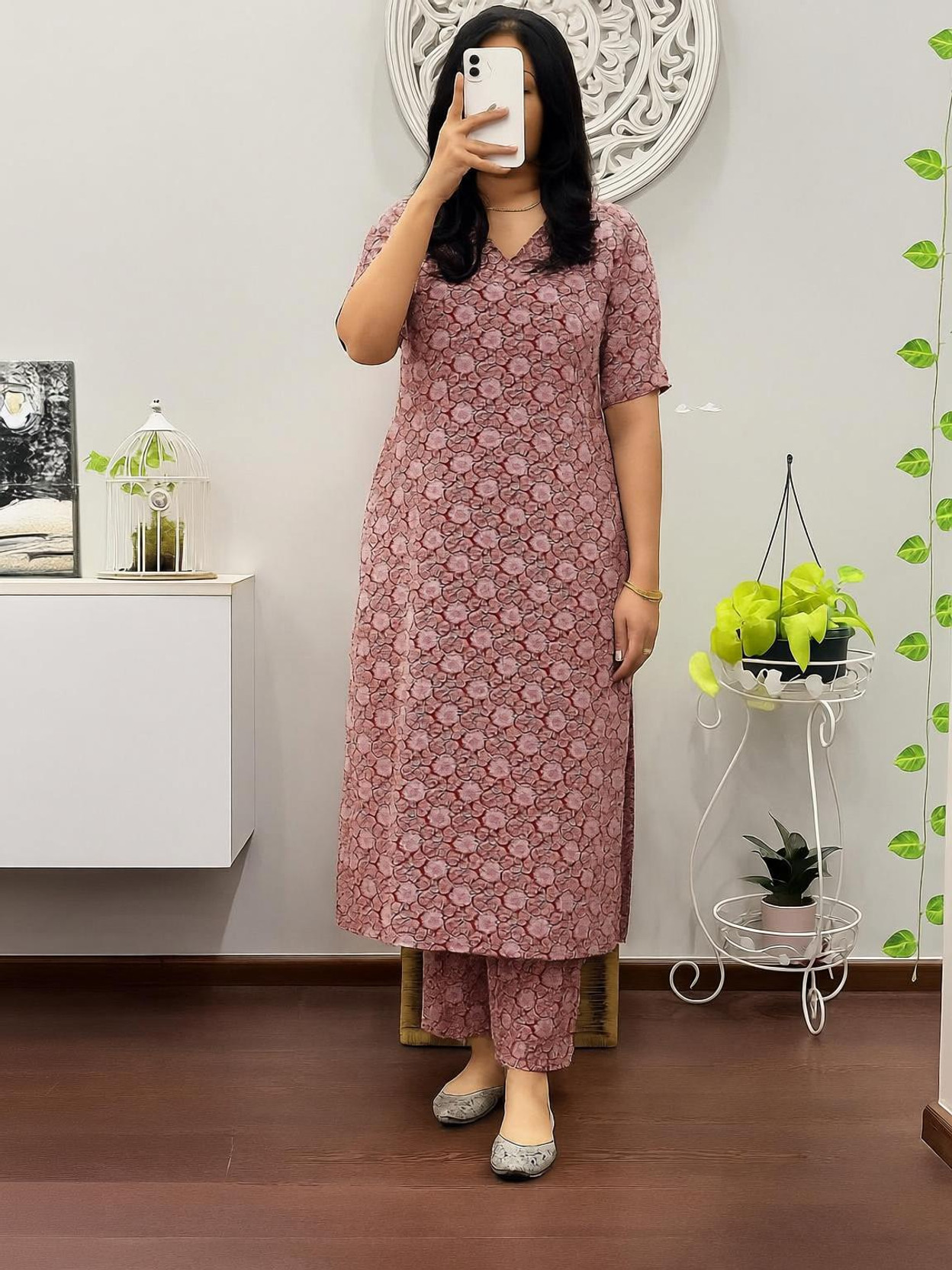 Women Viscose Rayon Kurti Pant Set