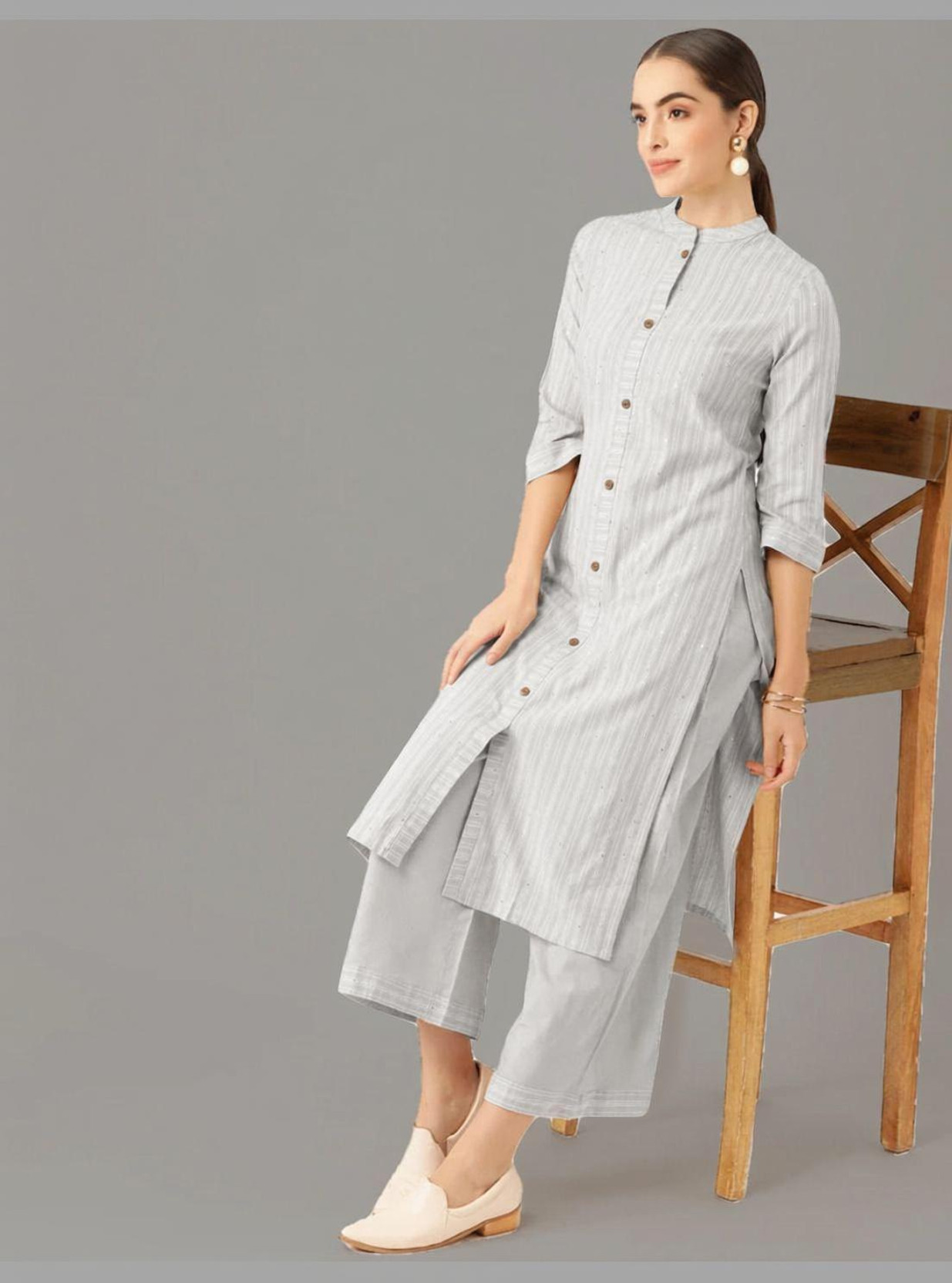 Women Cotton Blend Kurti Pant Set