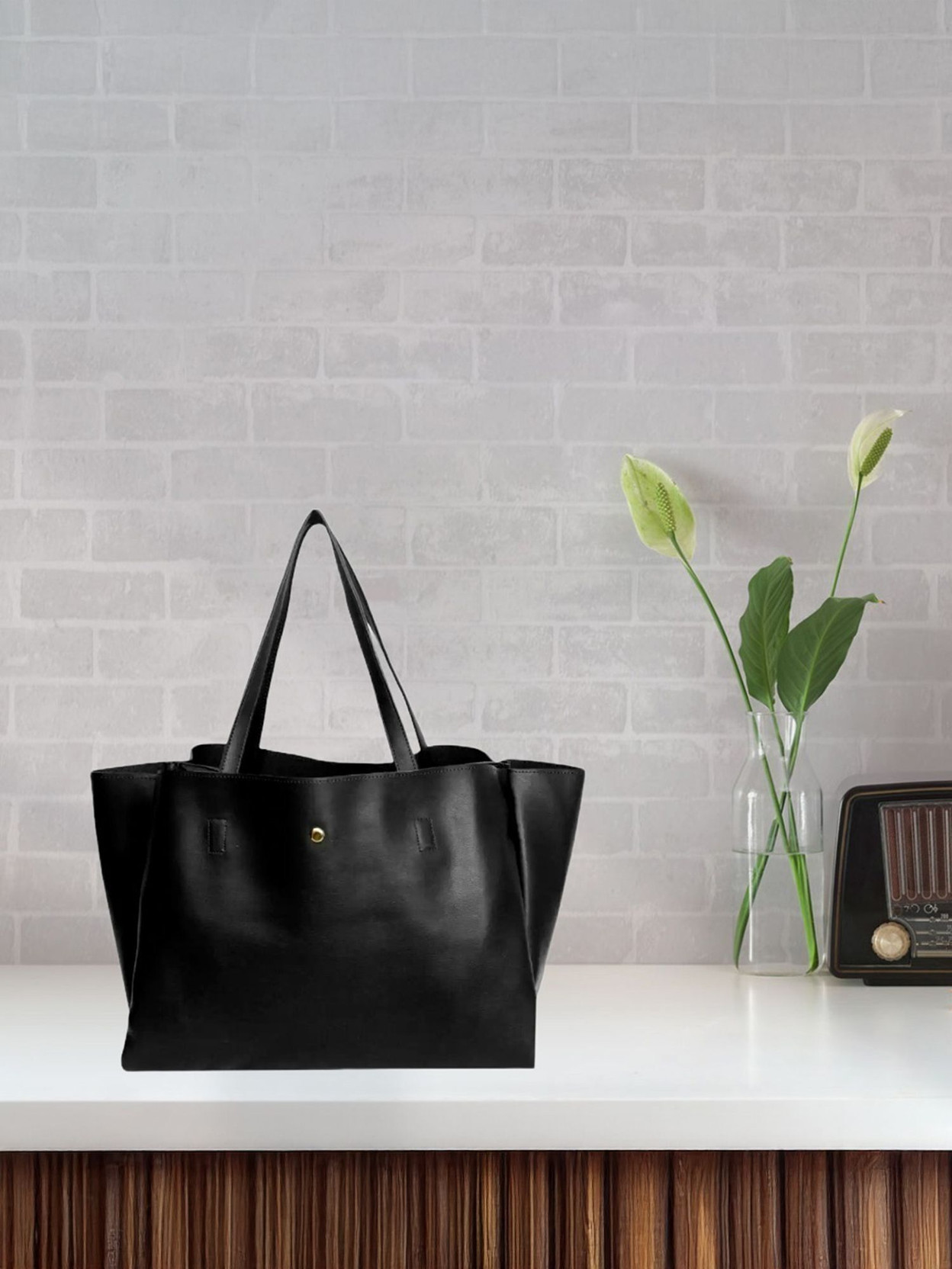 Women Black Tote