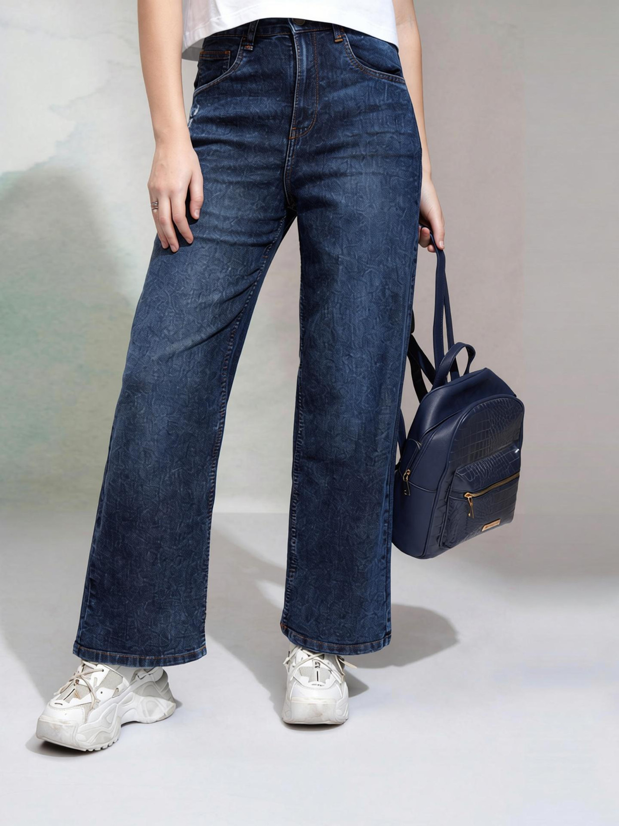 Women Wide Leg Mid Rise Light Blue Jeans