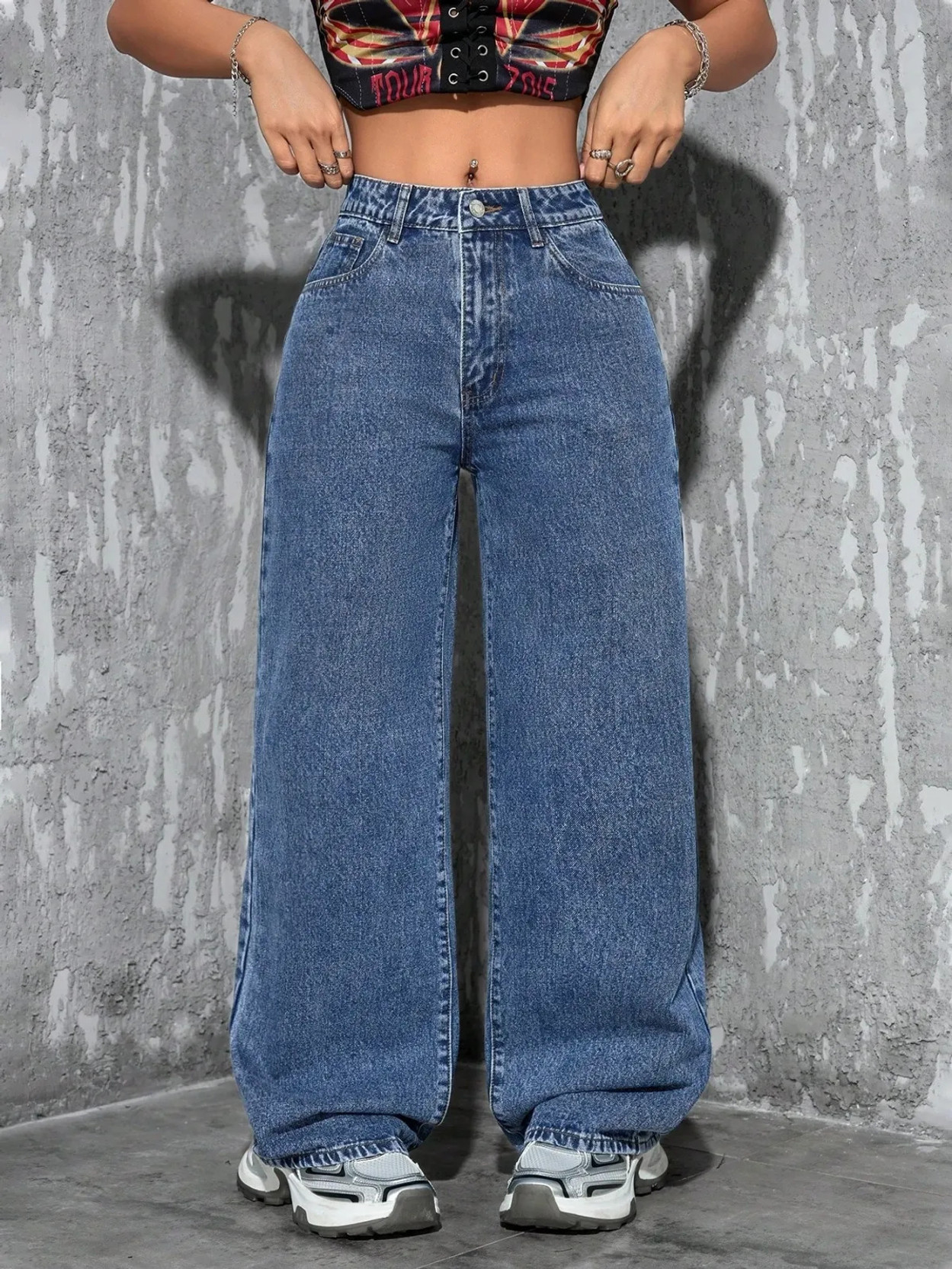 Women Baggy Fit High Rise Blue Jeans