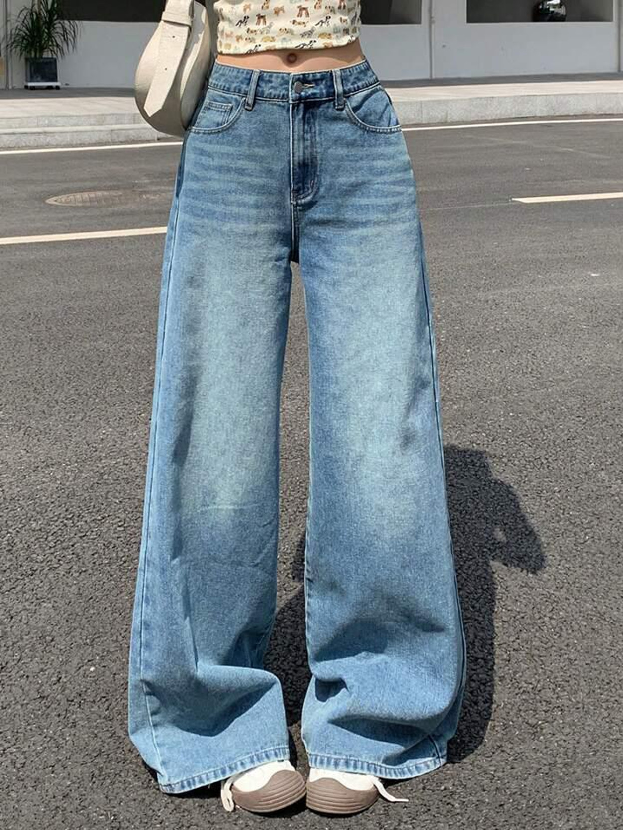 Women Baggy Fit High Rise Light Blue Jeans