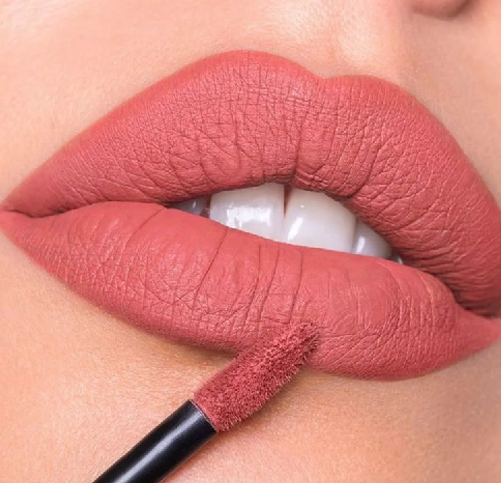ADJD Non Transfer Smudge Proof Longlasting Liquid Matte Lipstick