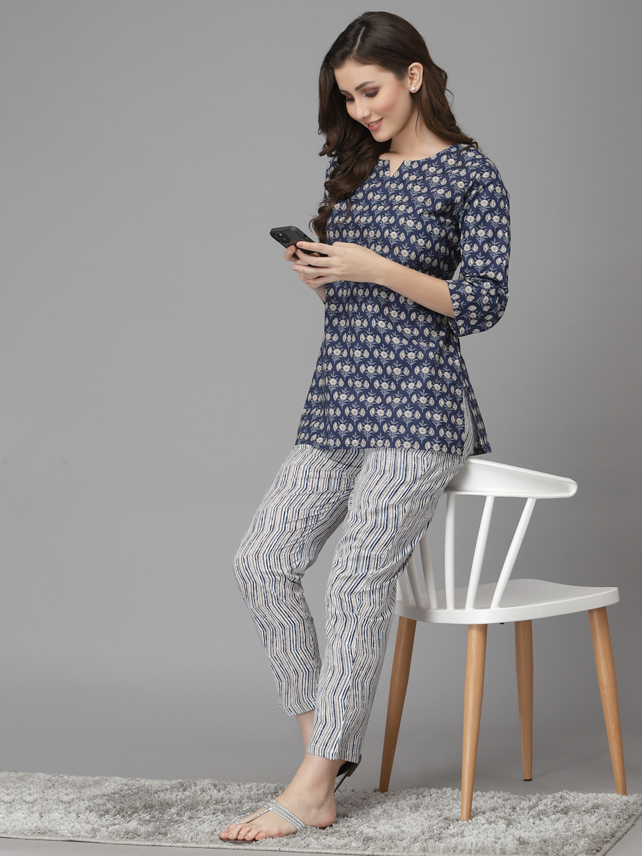 Women Top & Pyjama Set Blue Floral Print