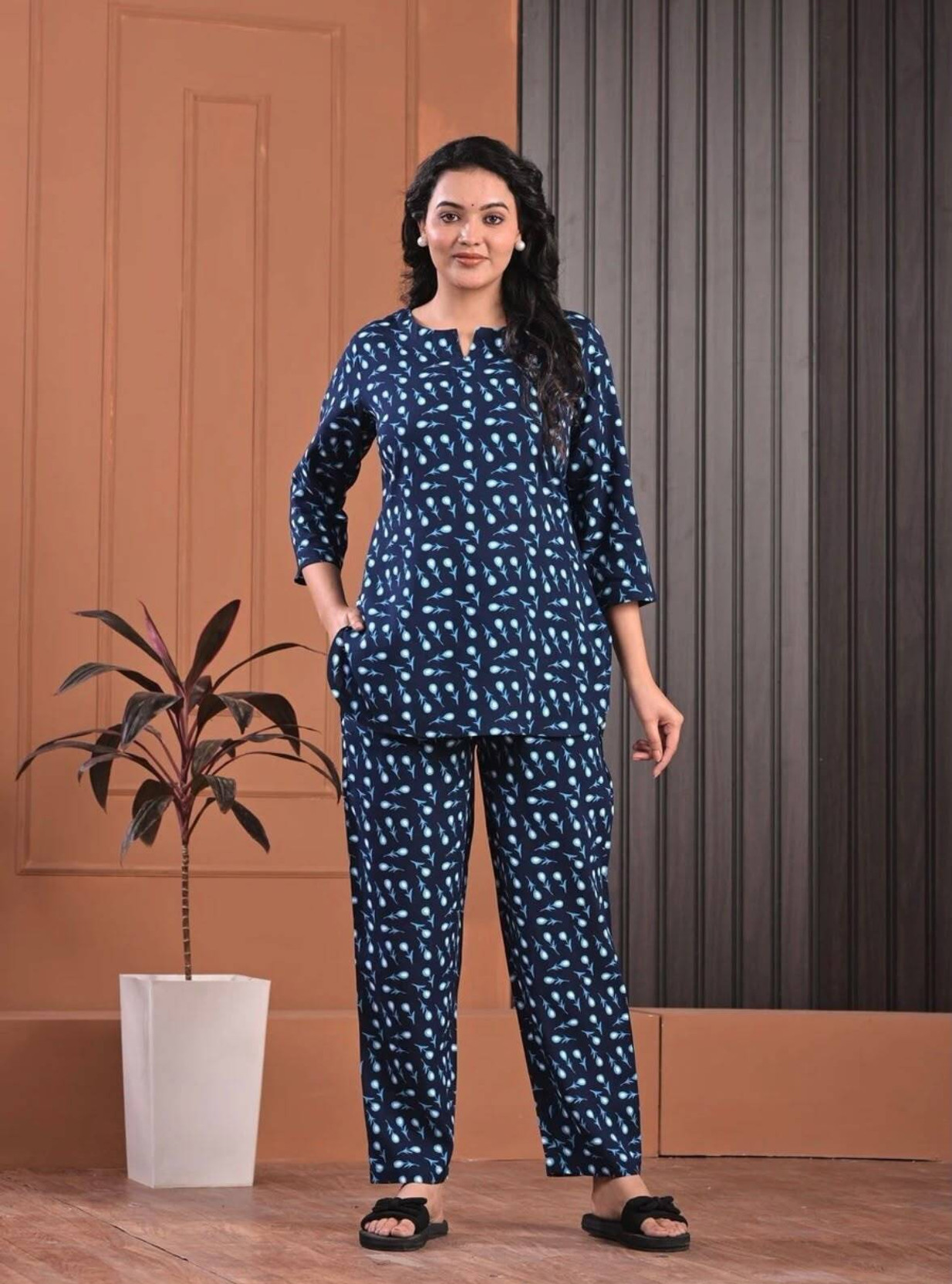 Women Top & Pyjama Set Blue Printed