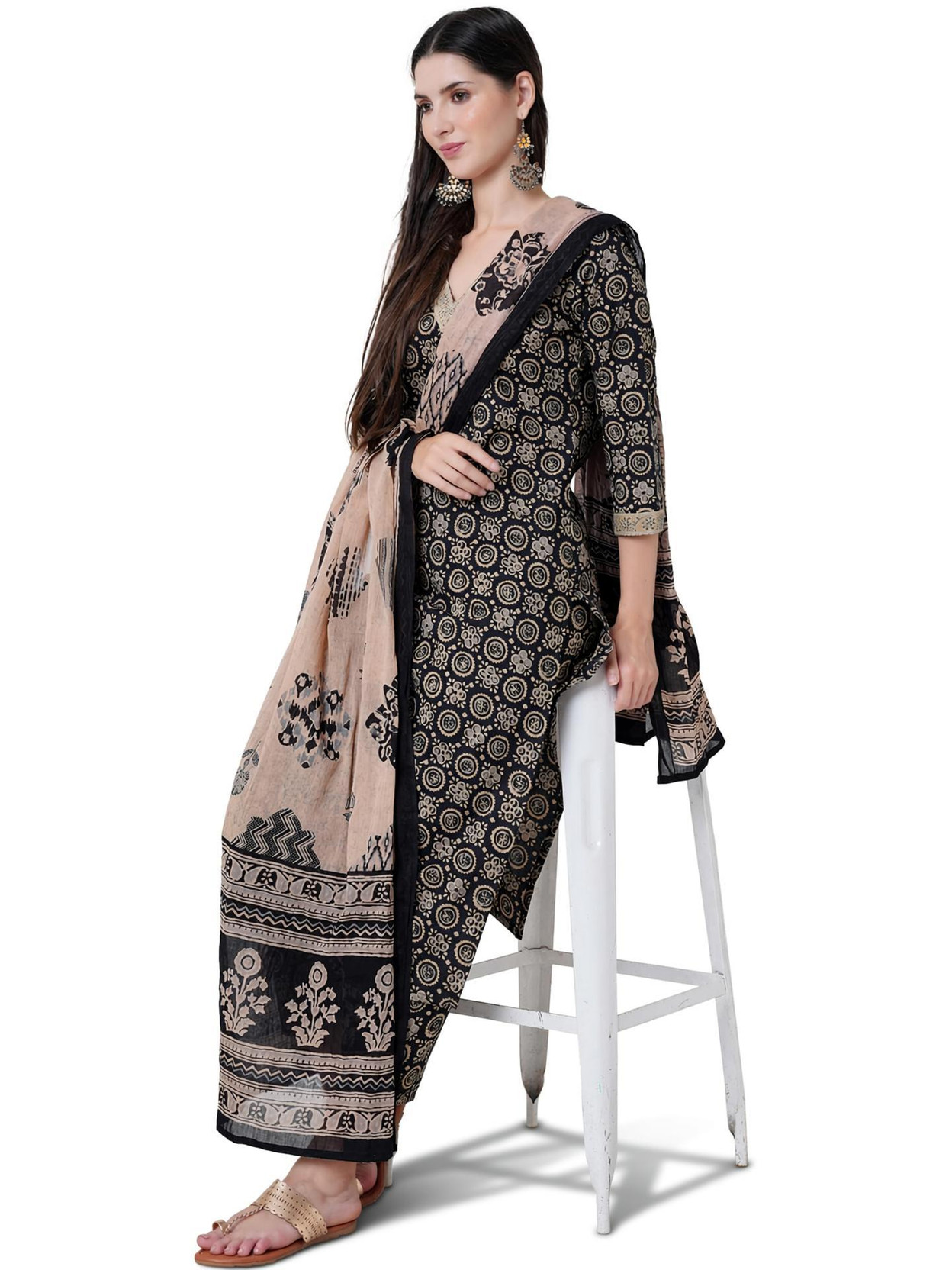 AR 85 Printed Kurta, Palazzo & Dupatta Set