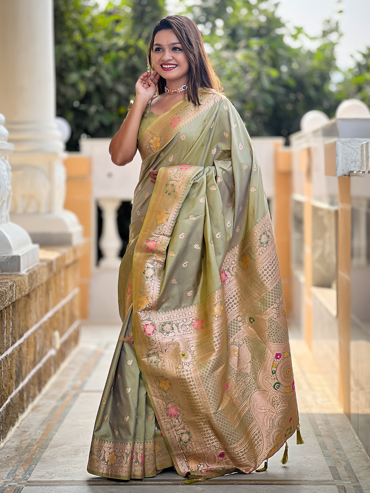 Woven Banarasi Silk Blend Saree