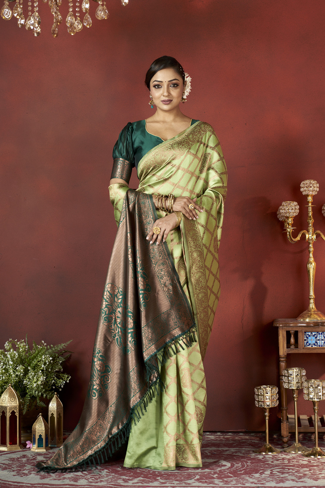 Woven Banarasi Jacquard, Silk Blend Saree