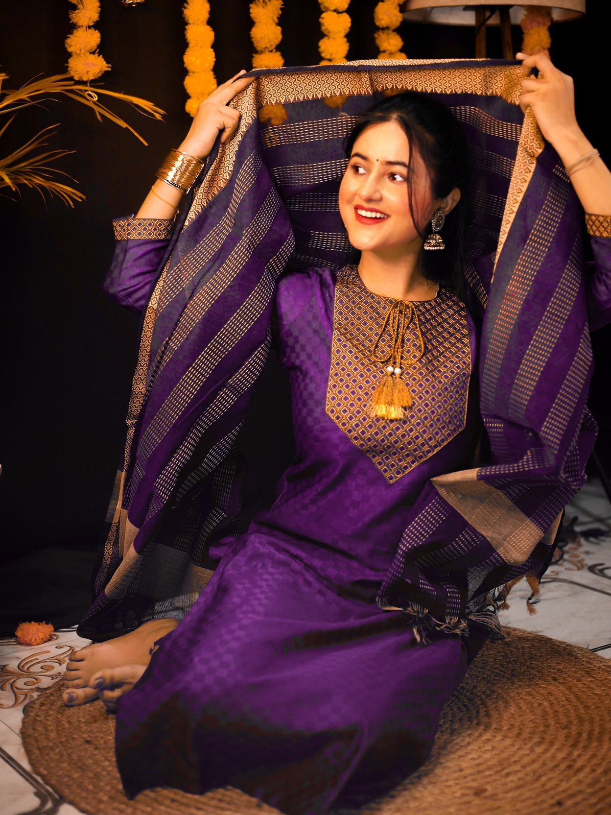 Women Cotton Blend Kurta Pant Dupatta Set