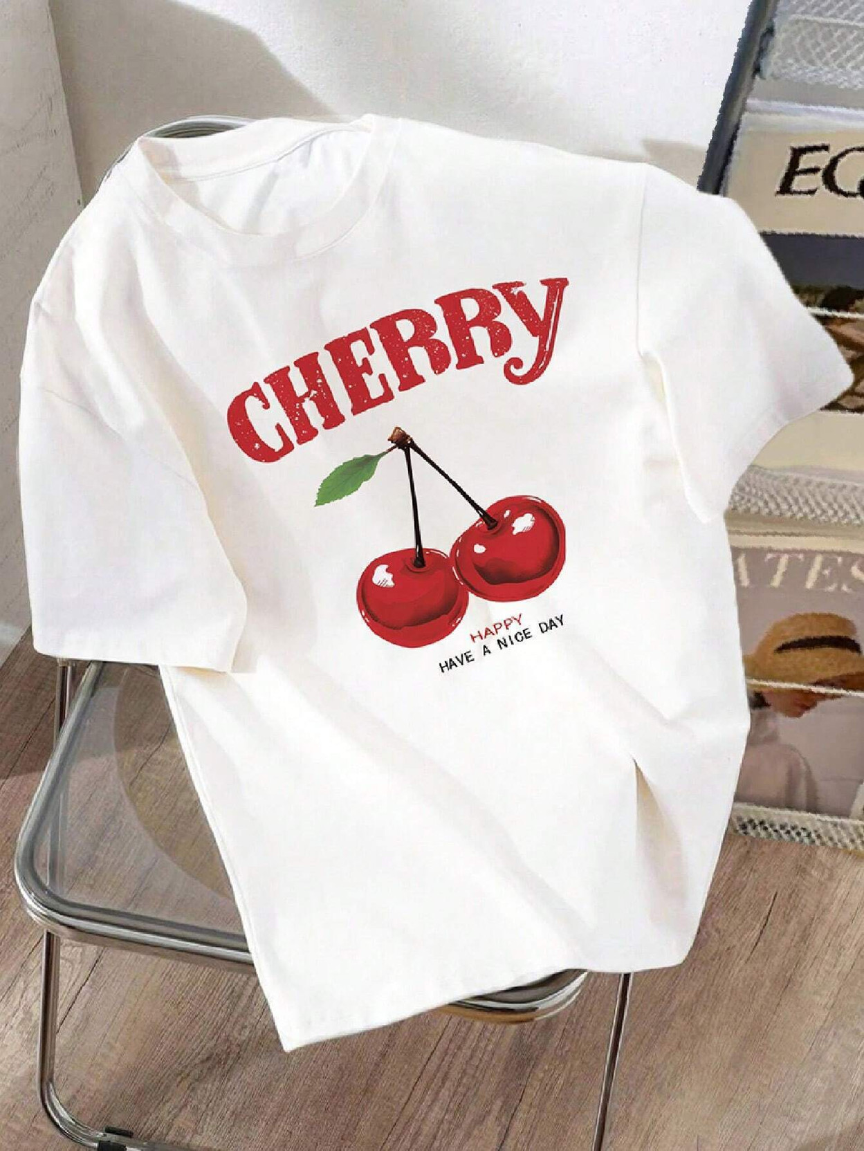 Women Printed Round Neck Pure Cotton White T-Shirt