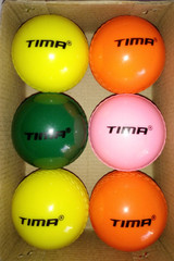Pack De 6 Balles De Cricket Tima Wind Ball – Taille Standard – Multicolore – Neuves