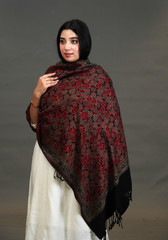 reet mahal wool embroidered women shawl