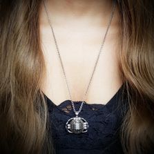 Expanding hotsell picture locket