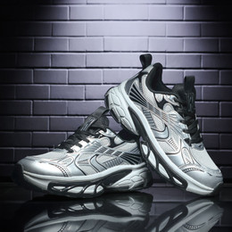 flipkart sports shoes nike