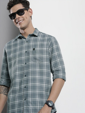 indian garage co men checkered casual grey shirt