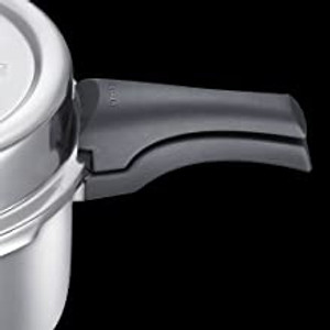 Prestige svachh deluxe alpha 10 hotsell litre stainless steel pressure cooker