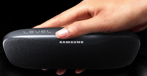 Buy SAMSUNG Level Box Slim 8 W Portable Bluetooth Speaker Online