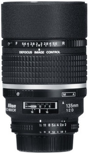 NIKON AF DC-Nikkor 135mm f/2D Standard Prime Lens - NIKON