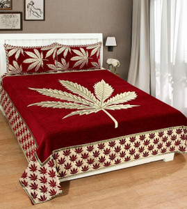 24x7 Home Store Velvet Double Flat 220 TC Striped 1 Bedsheet with 2 Pillow Covers