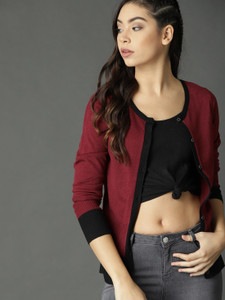 Roadster Solid Round Neck Casual Women Black Sweater