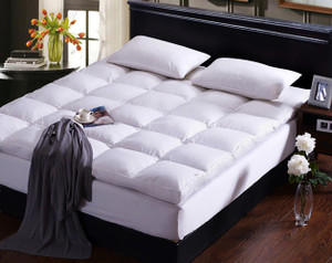 AVI 2 inch (5.08 cm) King Size Microfibre Breathable, Stretchable Mattress Topper