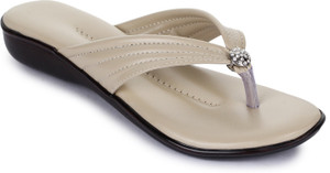 ShoeNstring Women Flats