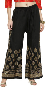 SriSaras Regular Fit Women Black Trousers