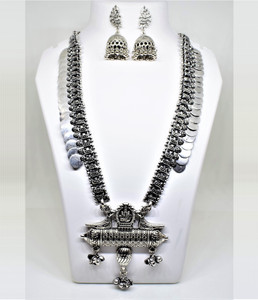 Swarnalekha Oxidised Silver Silver Jewellery Set
