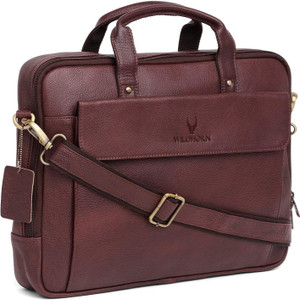 WILDHORN Men Brown Messenger Bag