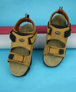 Buy GD 1889115 Camel Sandals online | Looksgud.in