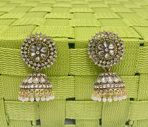 LeSatisfashion Wedding Bridal Traditional Gold Pearl Kundan Jhumka Jhumki for Women Girls, Gold Metal Jhumki earring Alloy Jhumki Earring