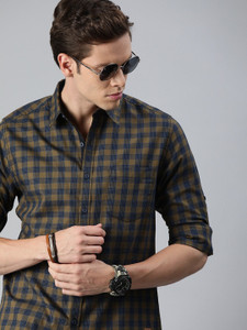 Roadster Men Checkered Casual Dark Blue Shirt