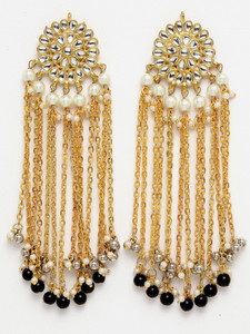 Karatcart Black Kundan Beads Alloy Tassel Earring